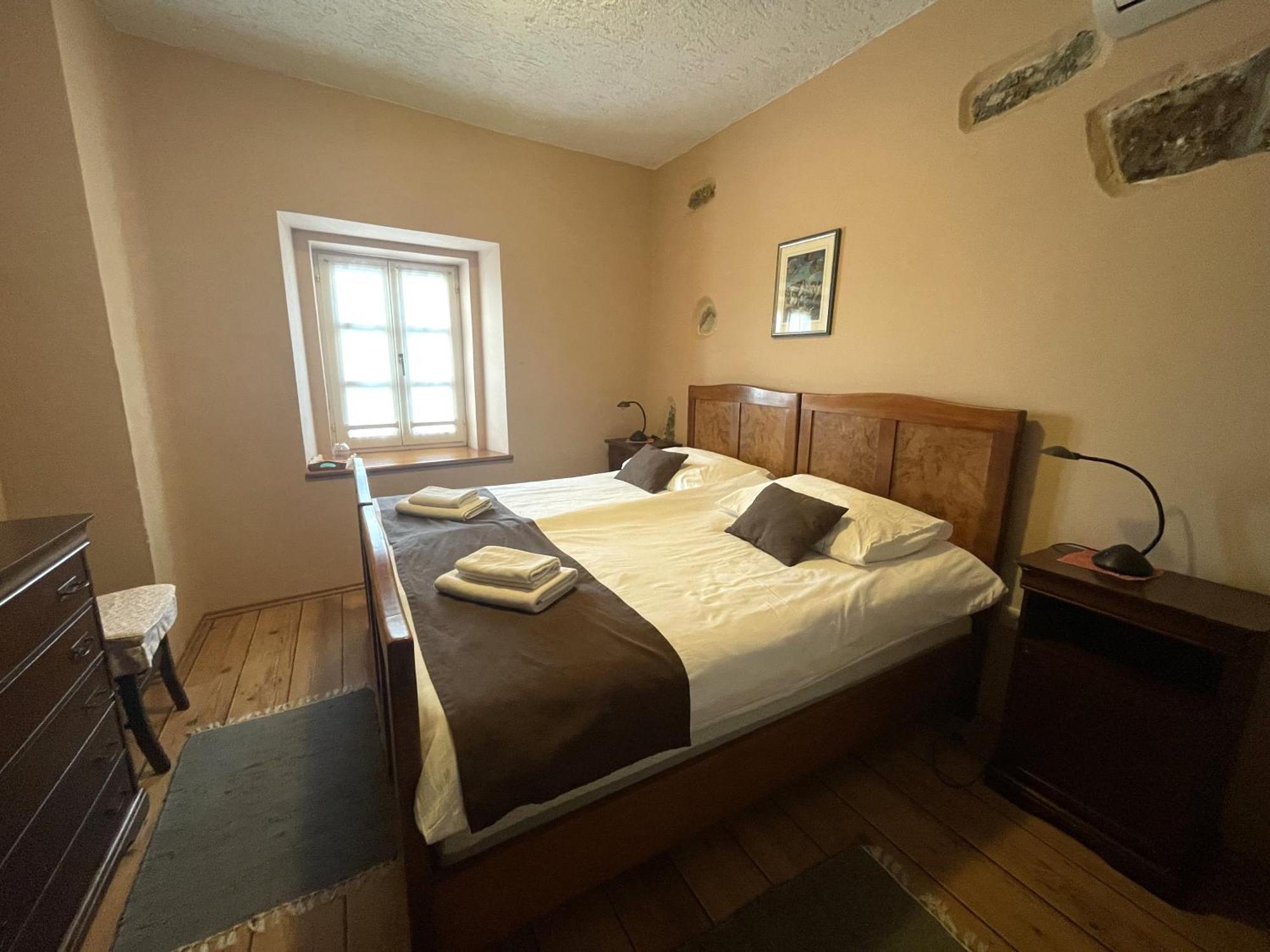 Hisa Stekar Villa Kojsko Стая снимка